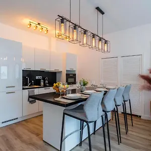 Apartamento Puerto Banus Second Line, Luxury Apartement, Marbella